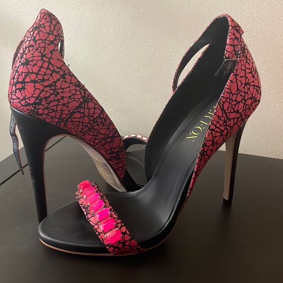Paper Fox Pink Heels with rhinestones - Picture 1 of 3